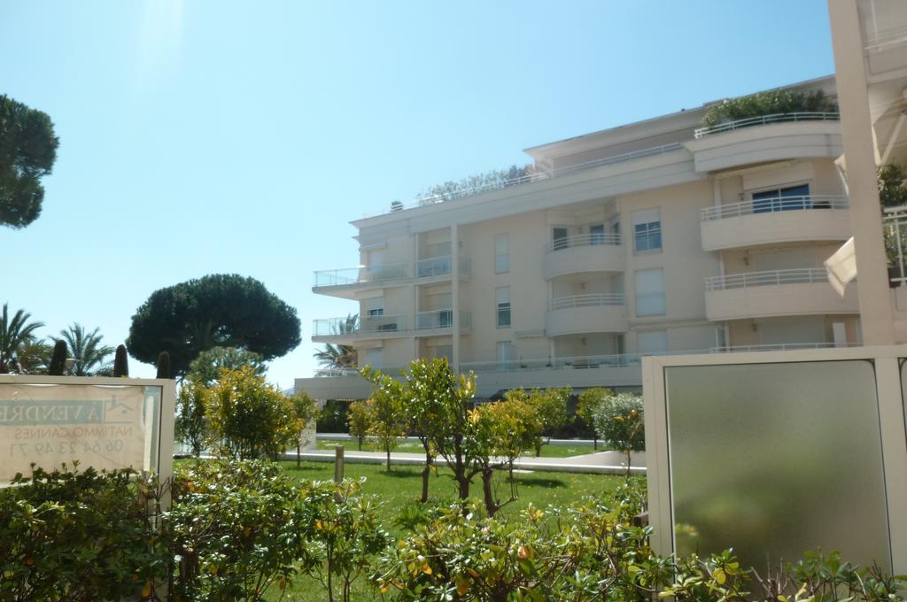 Stunning 2 Bed, 2 Bath Apt On The Cannes Sea Front Has Swimming Pool And Is A Secure Modern Building 464 Exterior foto